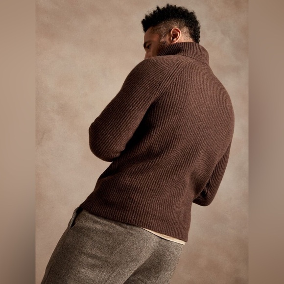 Banana Republic Italian Wool-Blend Half-Zip Sweater - Size M, Brown, Like New - Picture 2 of 8